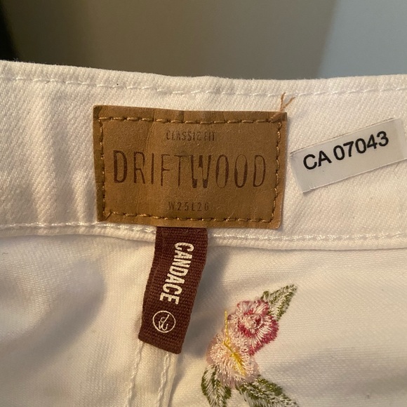 Women’s Driftwood Embroidered Jeans, size 25 - Picture 5 of 7